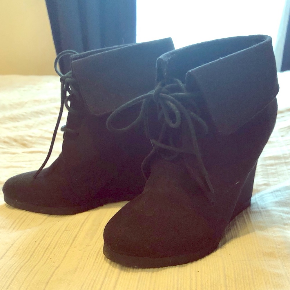 Mossimo Supply Co Platform Faux Suede Booties